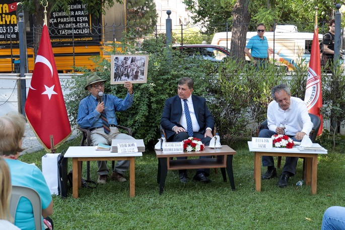 Karşıyaka'da Gündem “Cumhuriyet Ve Gençlik” 